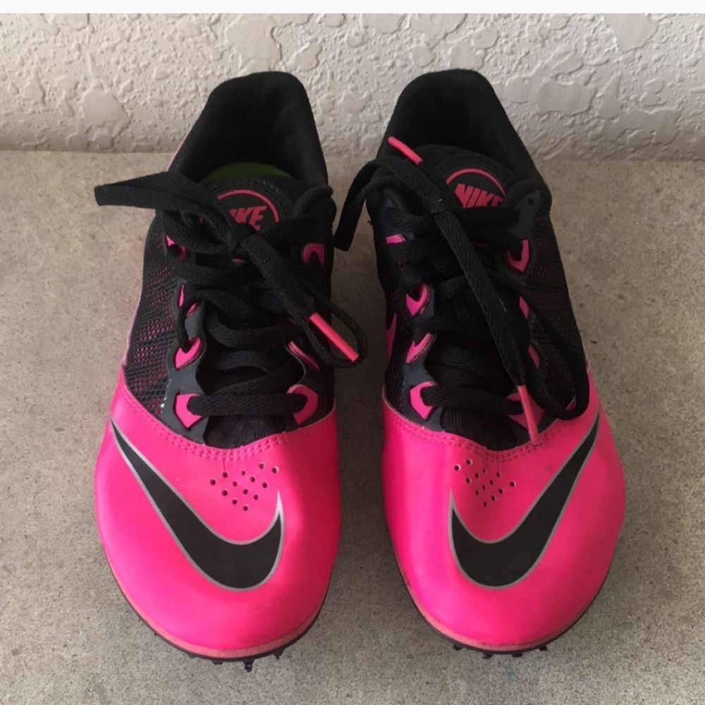 Women Nike Track Shoes size 5.5